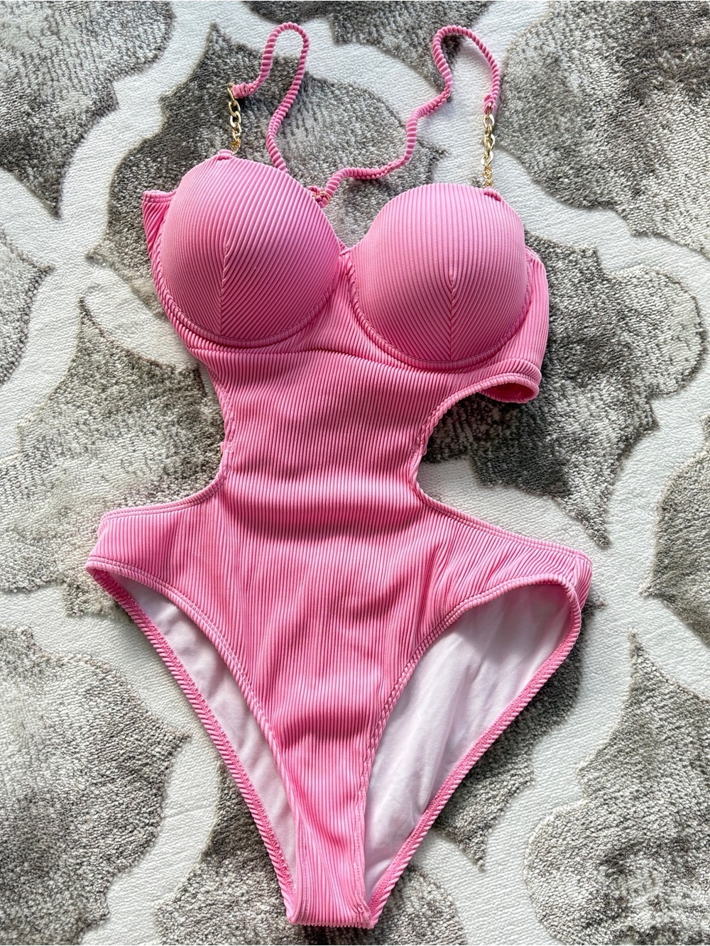 Pink Ribbed Cutout One-Piece Swimsuit with Gold Chain Straps Size: L